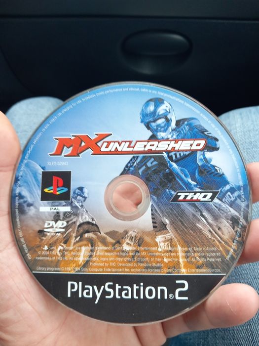 Vendo 4 jogos ps2 sem caixa