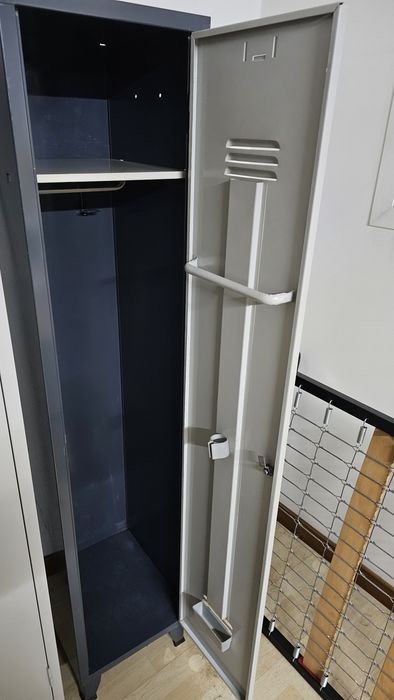 Cacifo/armário metálico