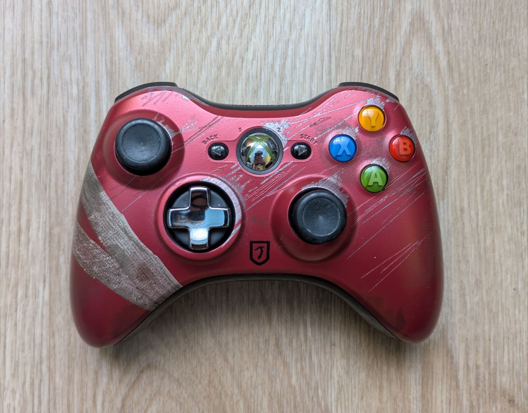Pad Xbox 360 w edycji limitowanej Tomb Raider + adapter PC