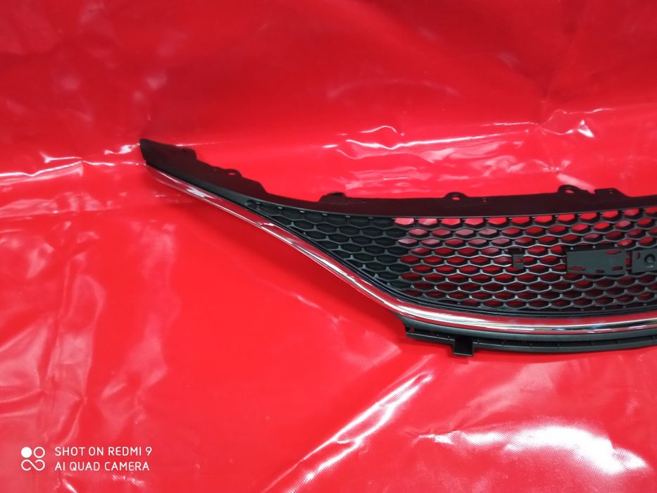 Grill Atrapa Zderzaka Listwa Chromowana Chrysler Pacyfica (16-)