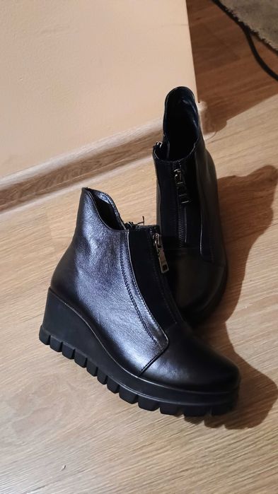 Черевики, взуття, чобітки, нові, шкіра, 36р