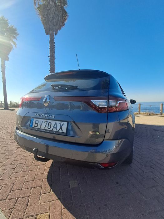 Renault Mégane Sport Tourer 1.5 dCi ECO2) – Muito Económico