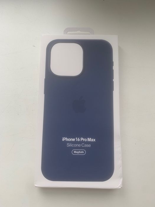 Оригинальный чехол IPhone 16 Pro Max