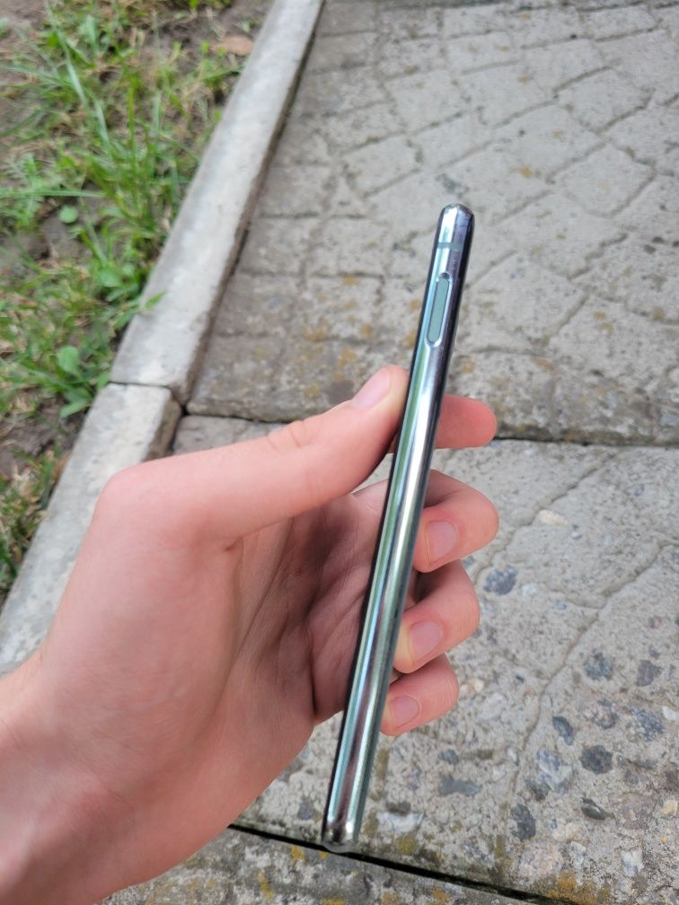 Samsung s10e 6/128 СТАН!!!