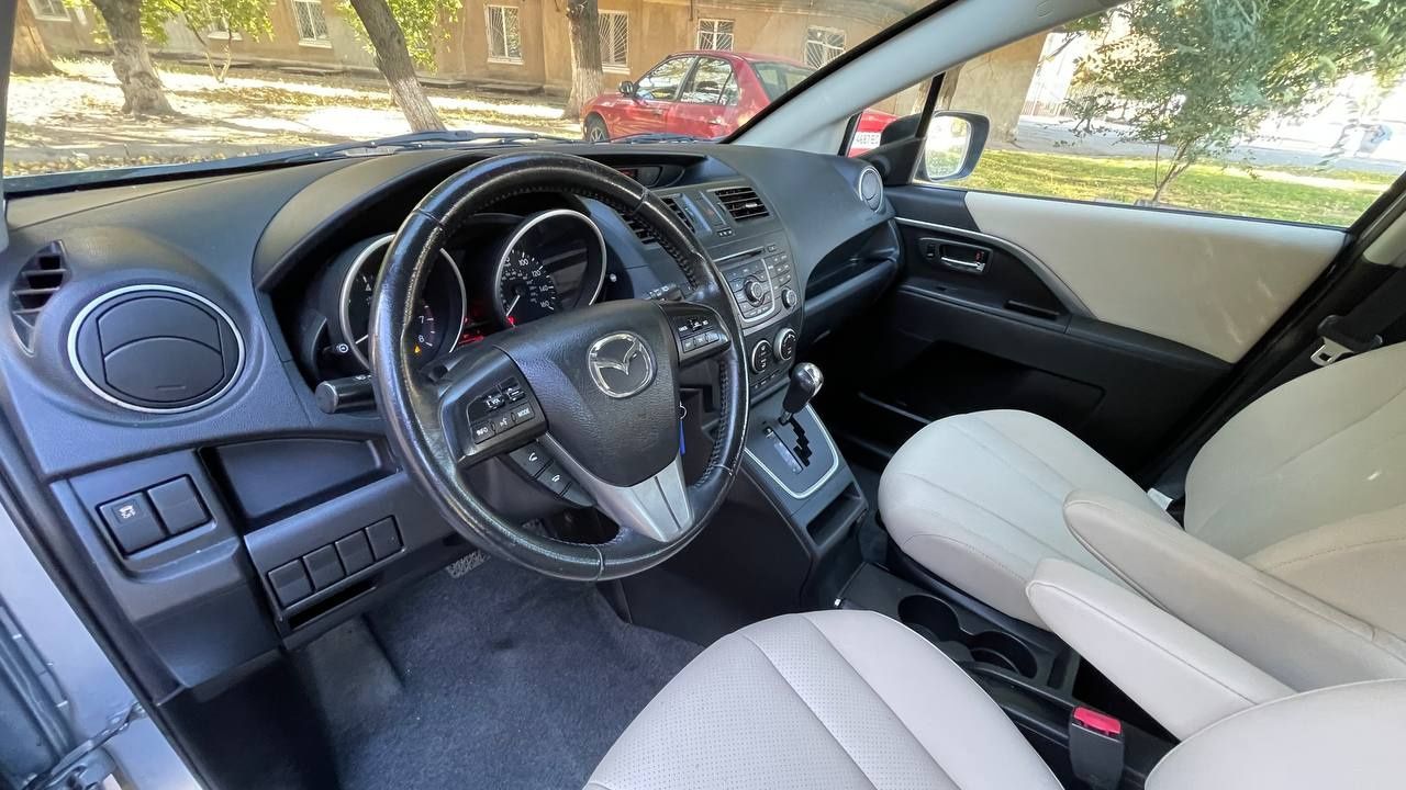 Продам mazda 5 2012