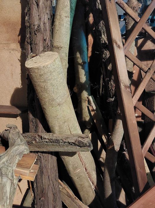 Drewno na opał, deski, palety