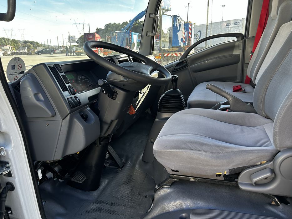 Isuzu n35 carroçaria em aluminio