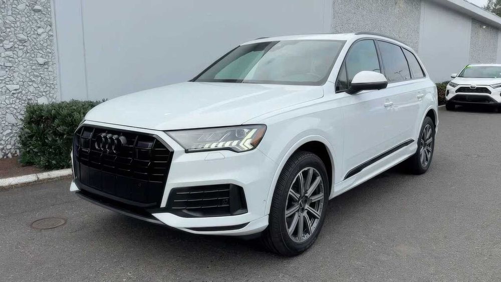 Audi Q7 quattro Premium Plus      2022