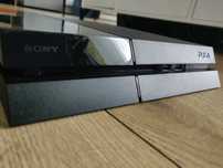 PS 4  500gb z dwoma padami