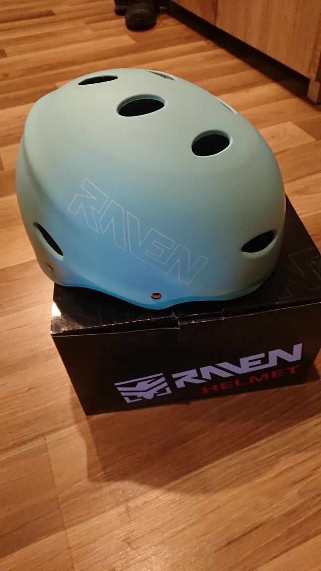 Kask Raven F511 M 56-58 cm