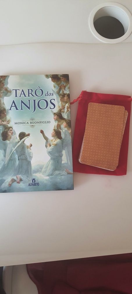 Tarot dos anjos e livro Monica buonfiglio