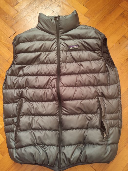 Пухова безрукавка( жилетка) від Patagonia