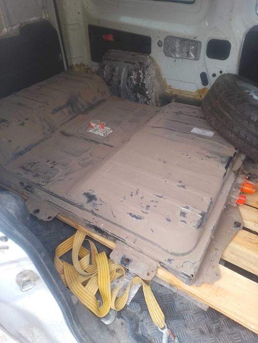 Корпус батареї Nissan Leaf 30