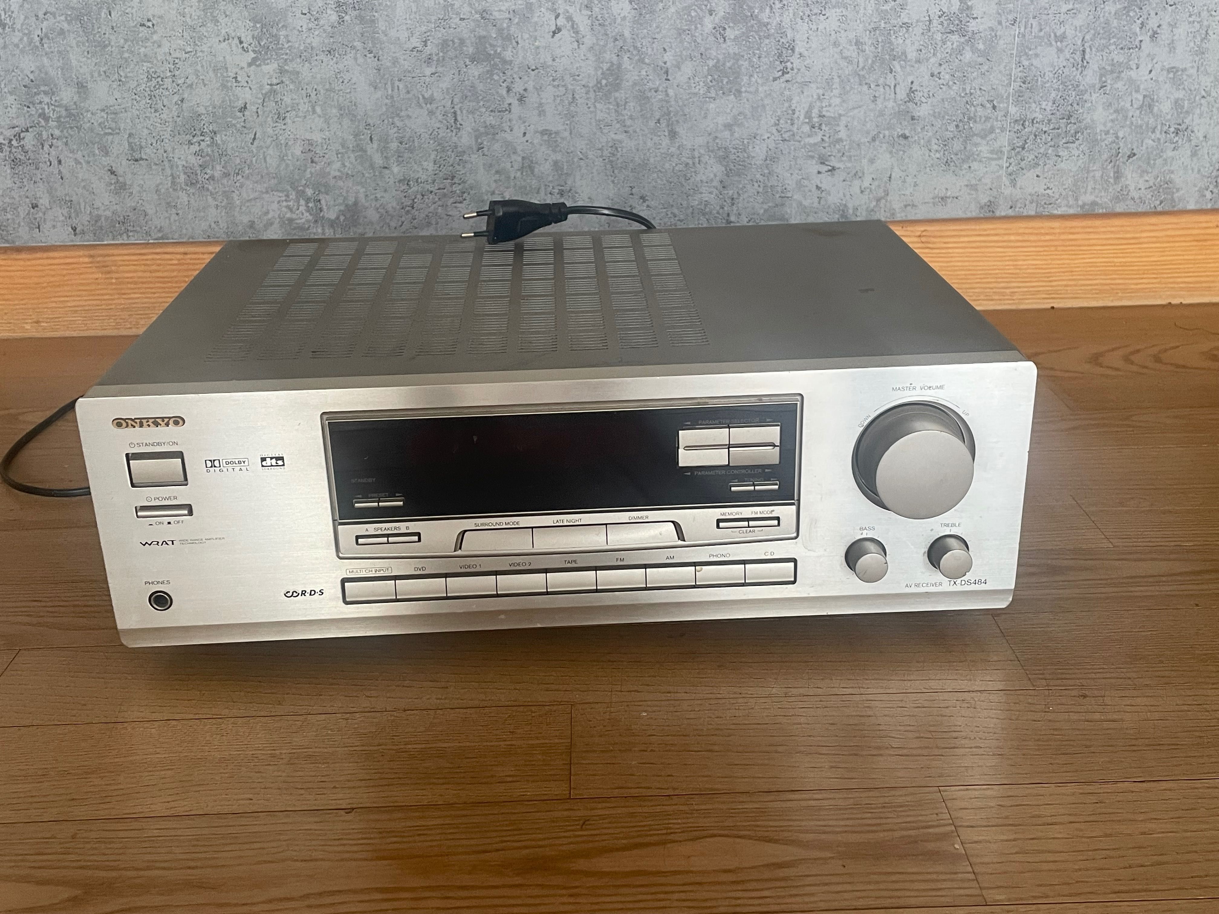 Amplituner ONKYO TX-DS484