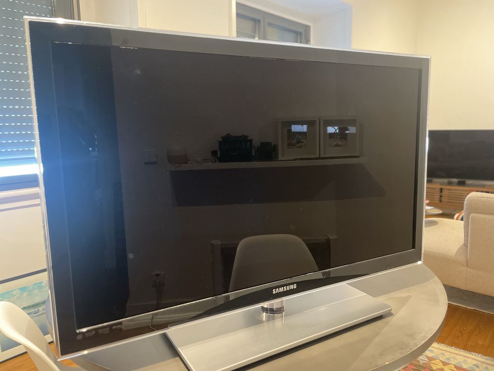 TV LED Samsung 40”
