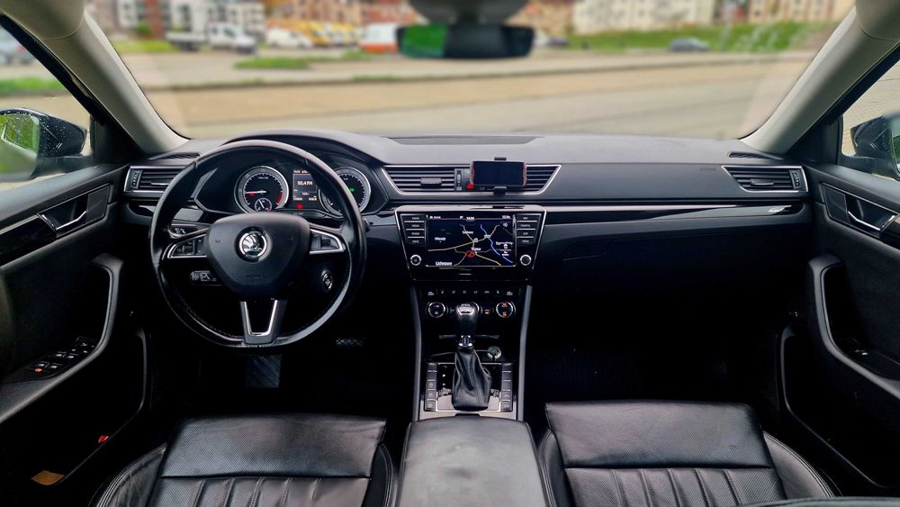 Skoda Superb III Laurin & Klement DSG 2.0 TDI 190KM  4x4 LED Matrix