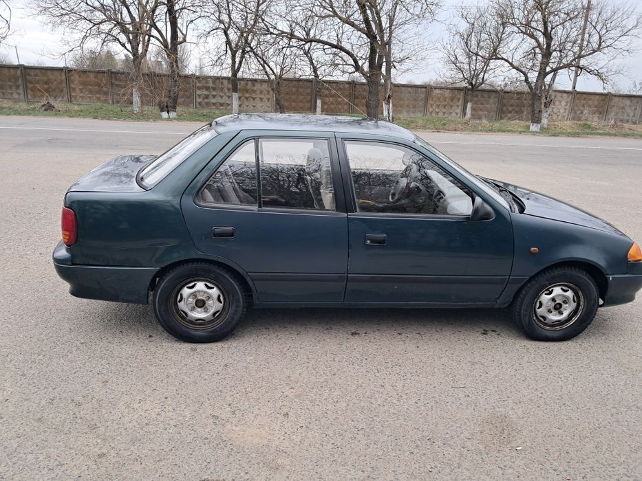 Продам машину suzuki swift