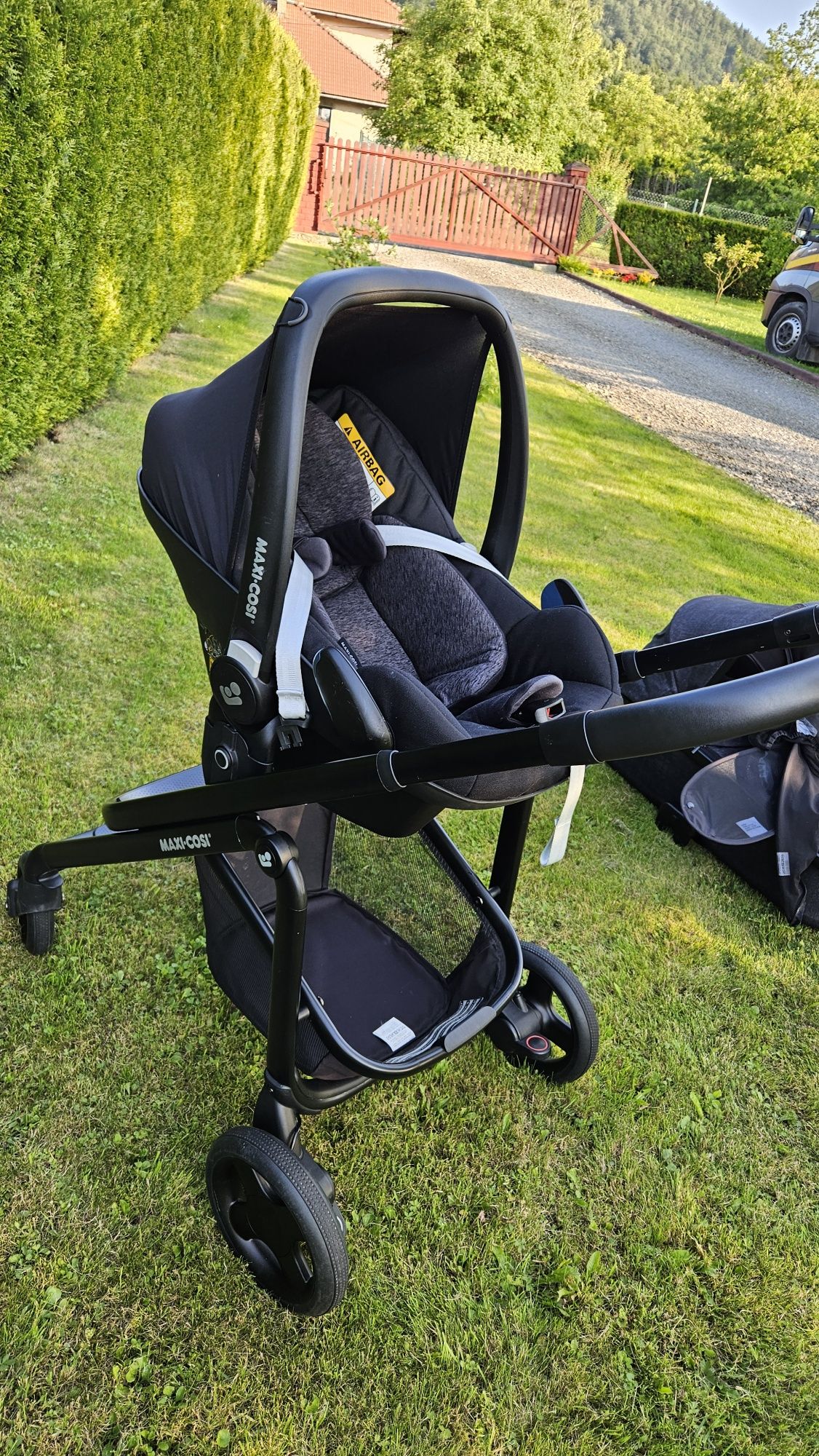 Wózek 3 w 1 Maxi Cosi Oria / Lila