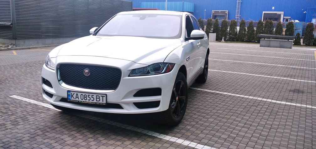 Продам власний автомобіль Jaguar F-Pace