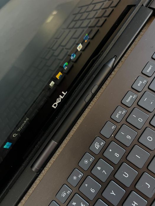 Dell Inspiron 7591 2w1 – i7 / 16 GB RAM / SSD 512 GB