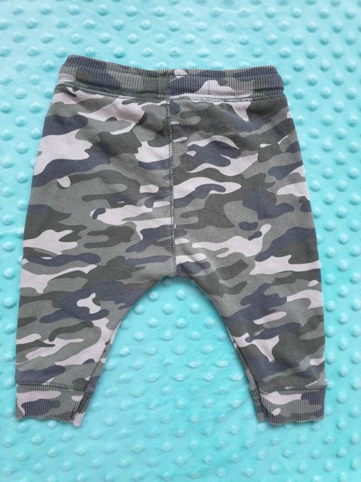 Zara spodnie 68 74 wojskowe khaki stan idealny