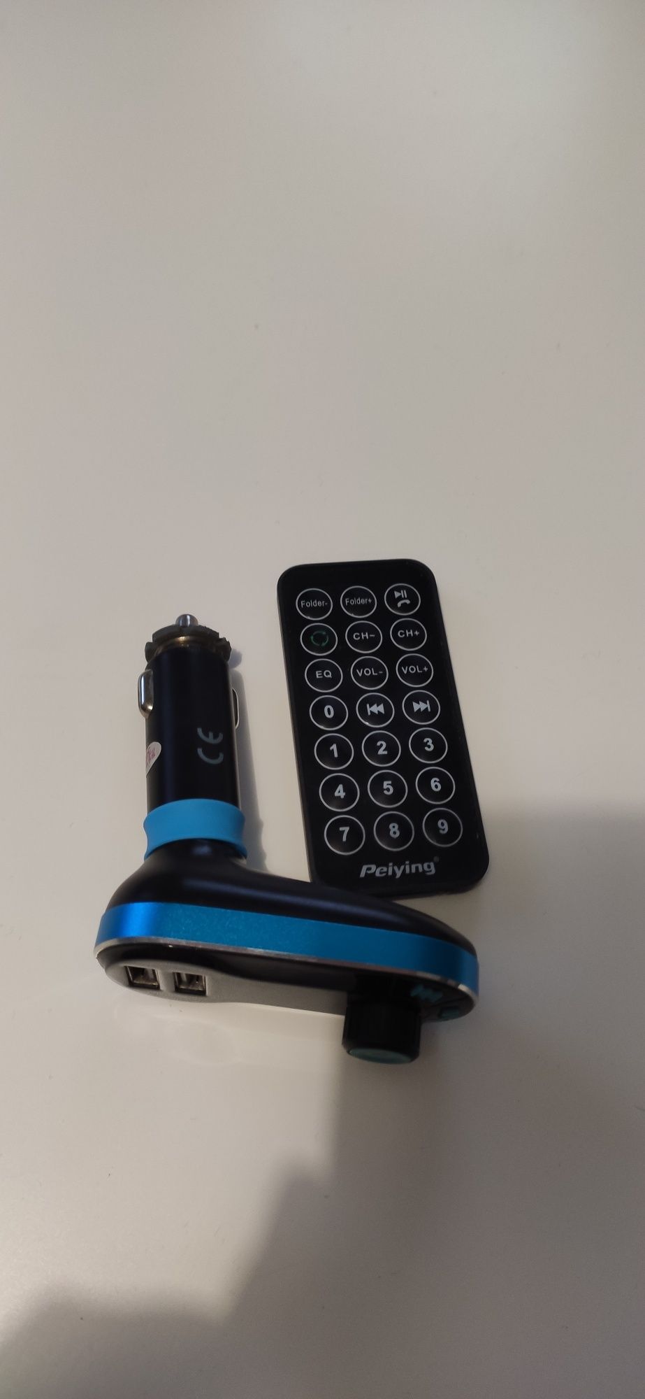 Transmiter samochodowy Peiying MP3 SD USB Bluetooth pilot