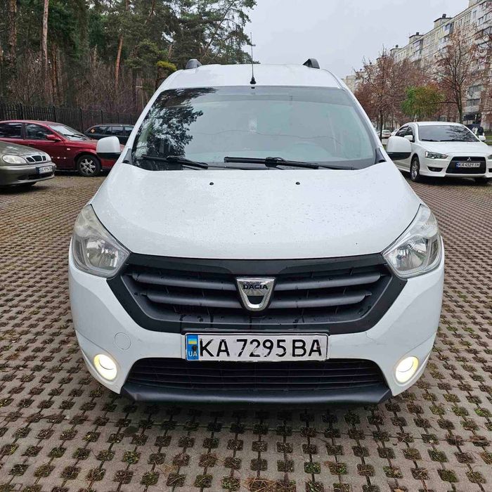 Renault Dacia Dokker (Рено,Дачіа) 1.5 dci 2013рік (доккер)