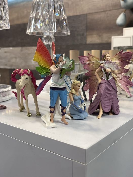 Schleich фігурки: тварин, принцес