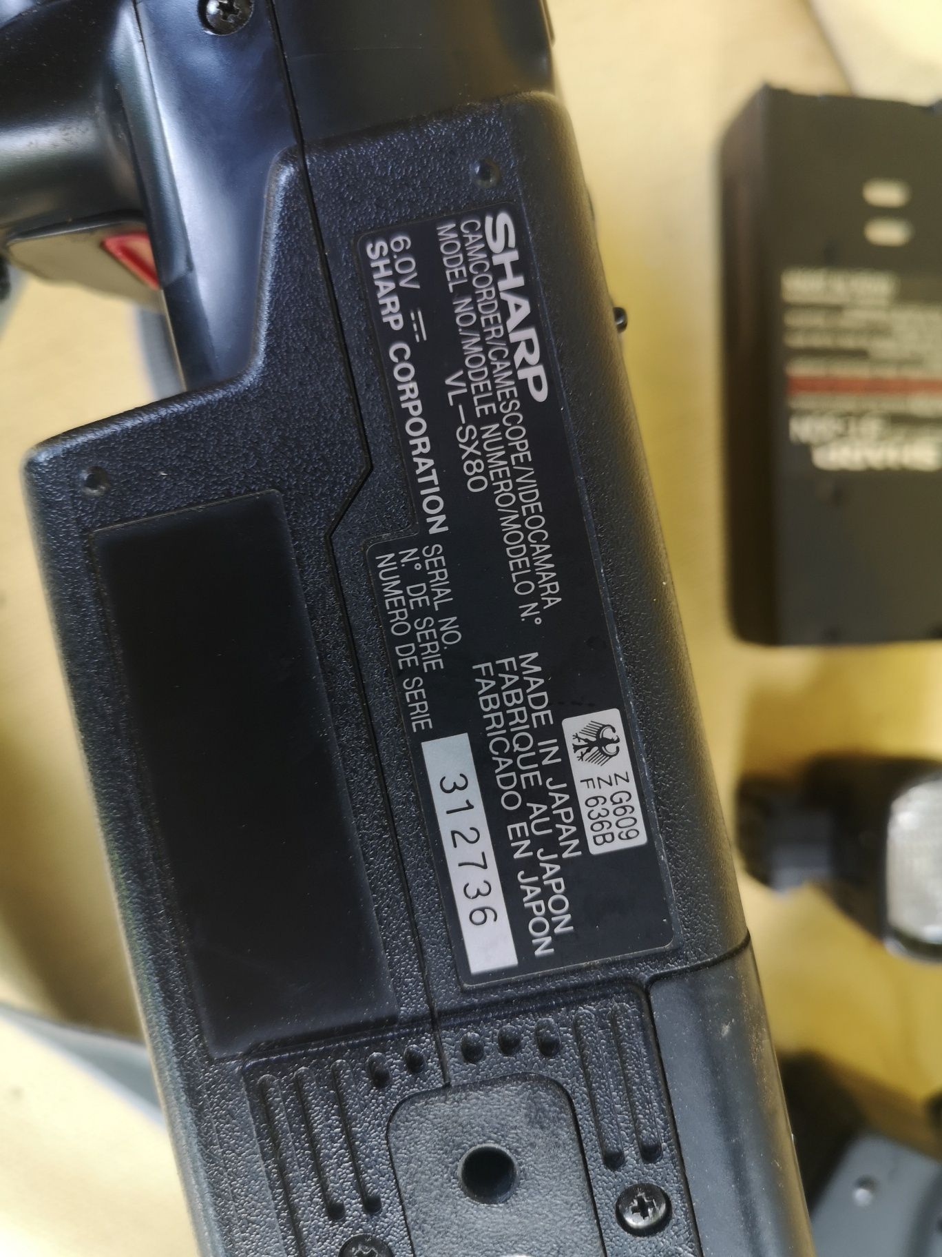 Kamera VHS Sharp VL-SX80