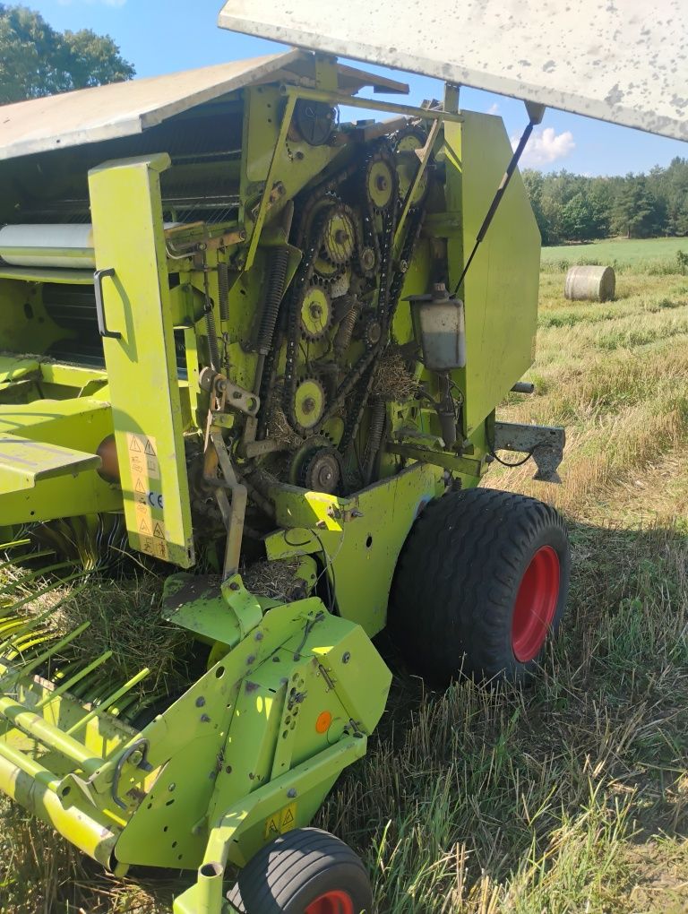 CLAAS Rollant 255