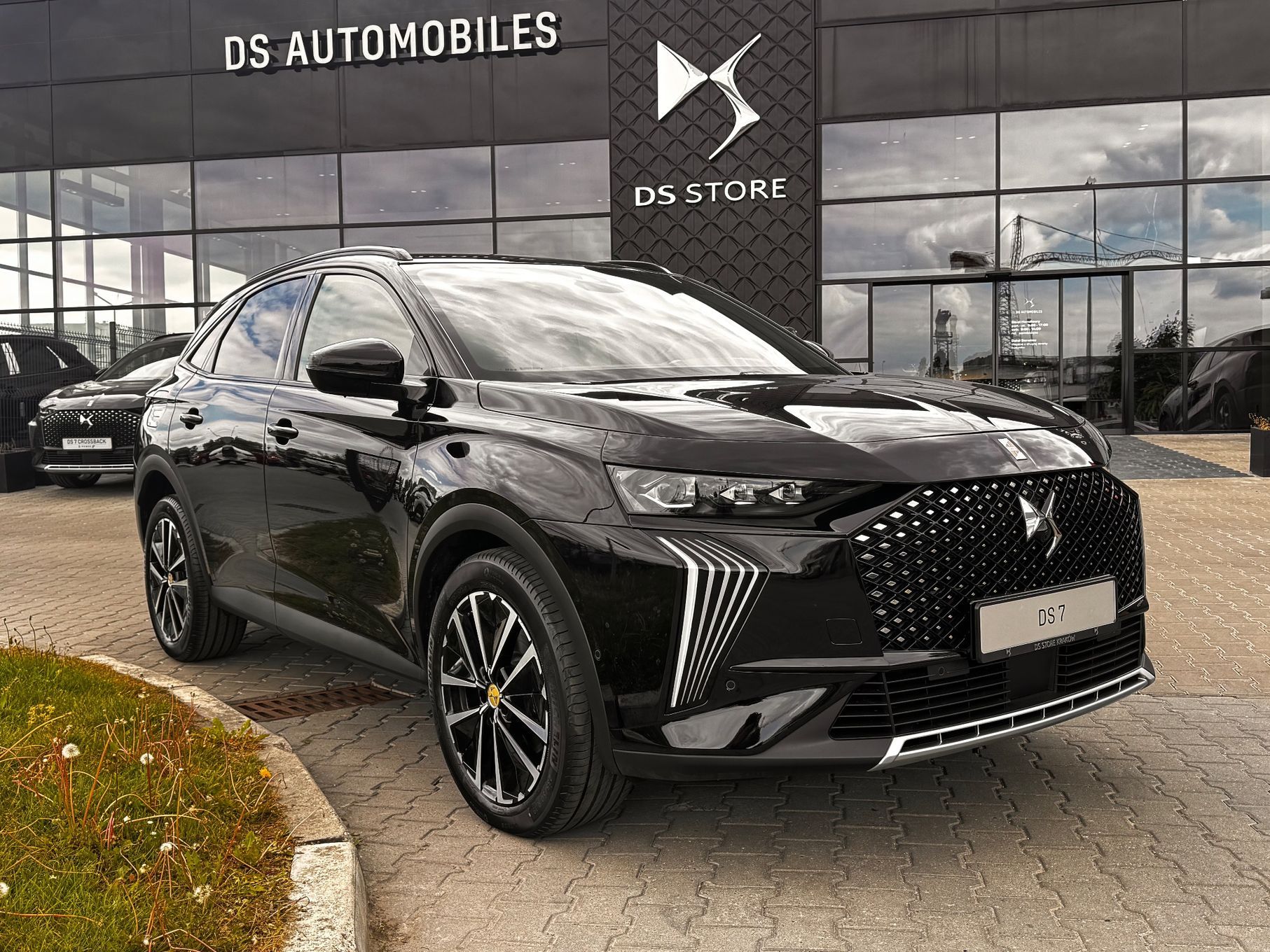DS Automobiles DS 7 Crossback DS Automobiles DS 7 Crossback 1.6 E-Tense 4x4 Edition France
