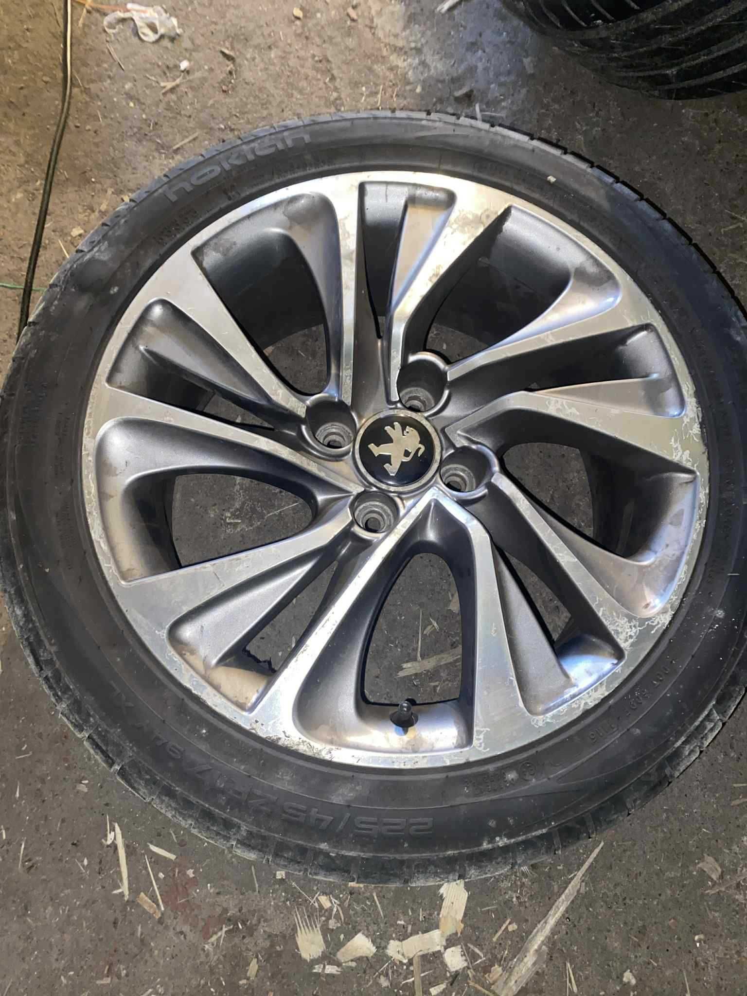 Felgi r17 do Peugeot