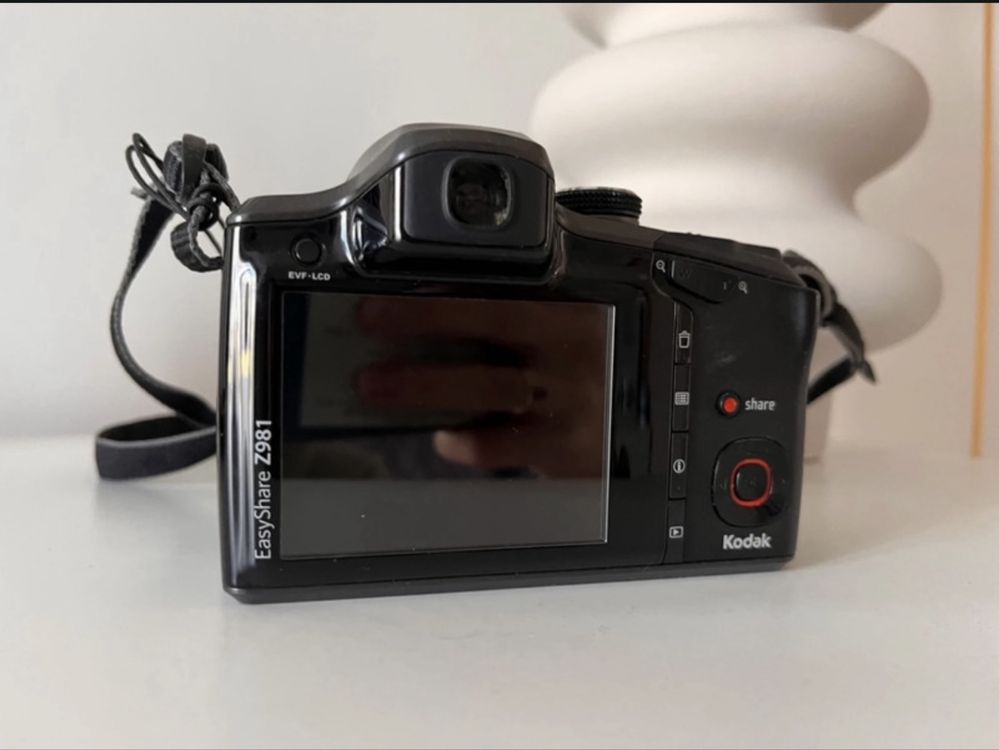 Kodak EasyShare Z981
