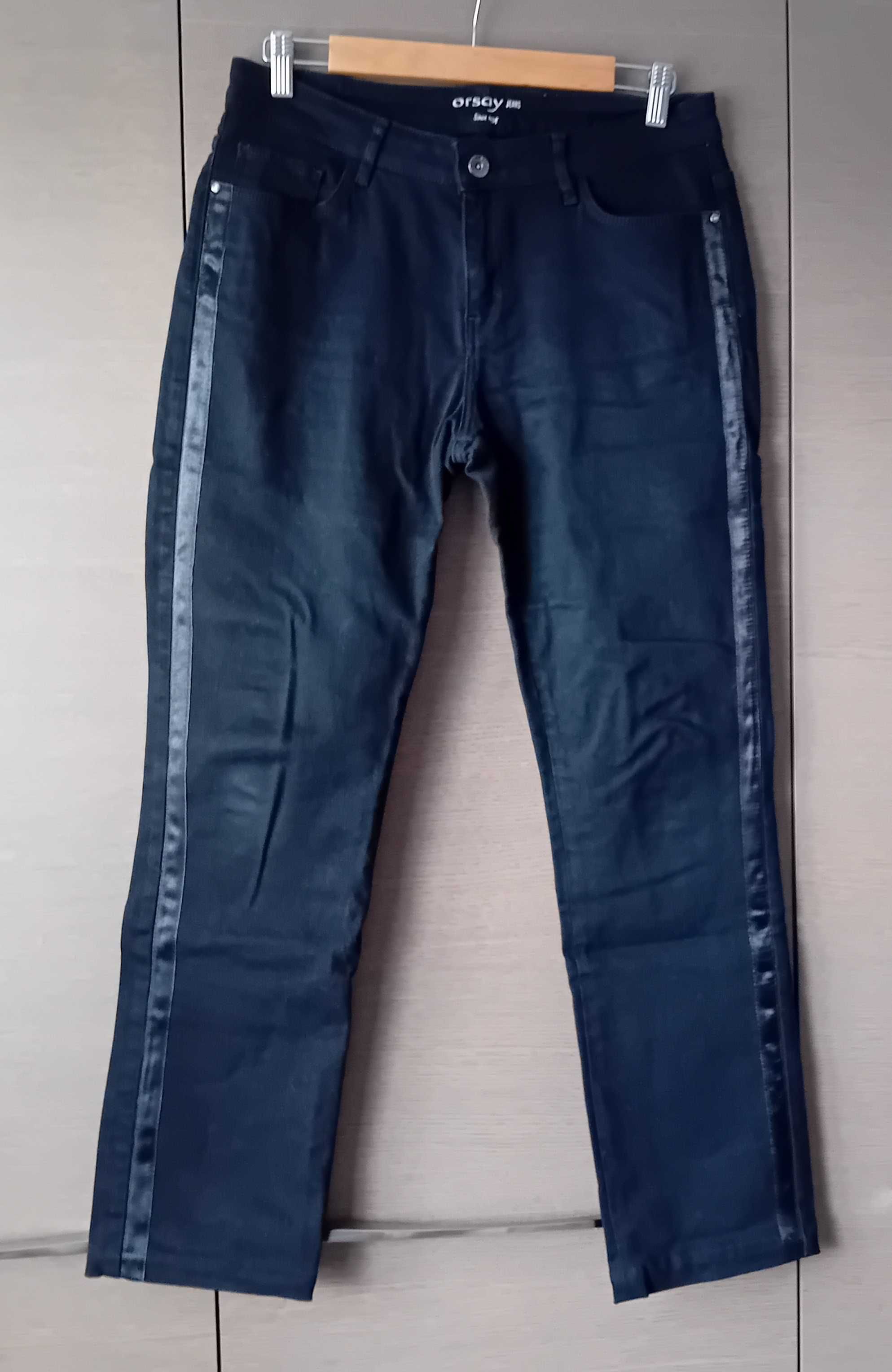 Spodnie bawełniane Jeans Orsay