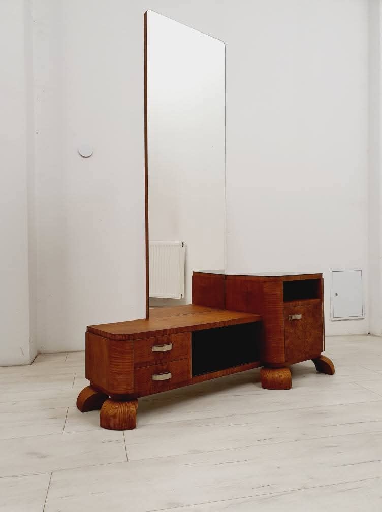 Toaletka Art Deco Jindrich Halabala