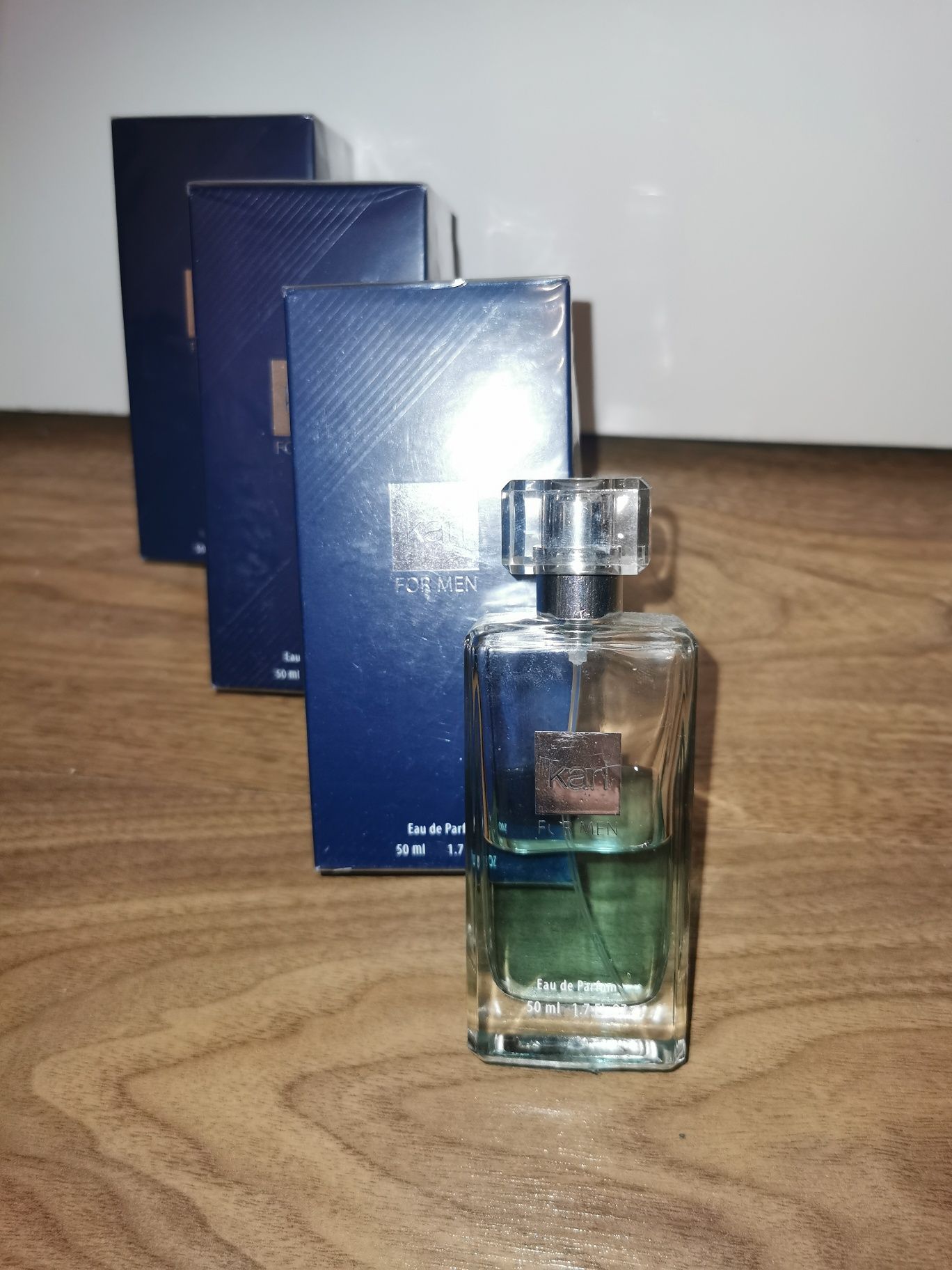 Perfumy męskie kari