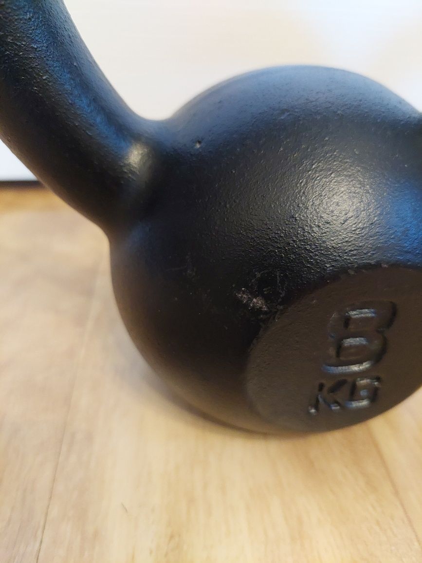 Żeliwne kettlebell 2x8 kg