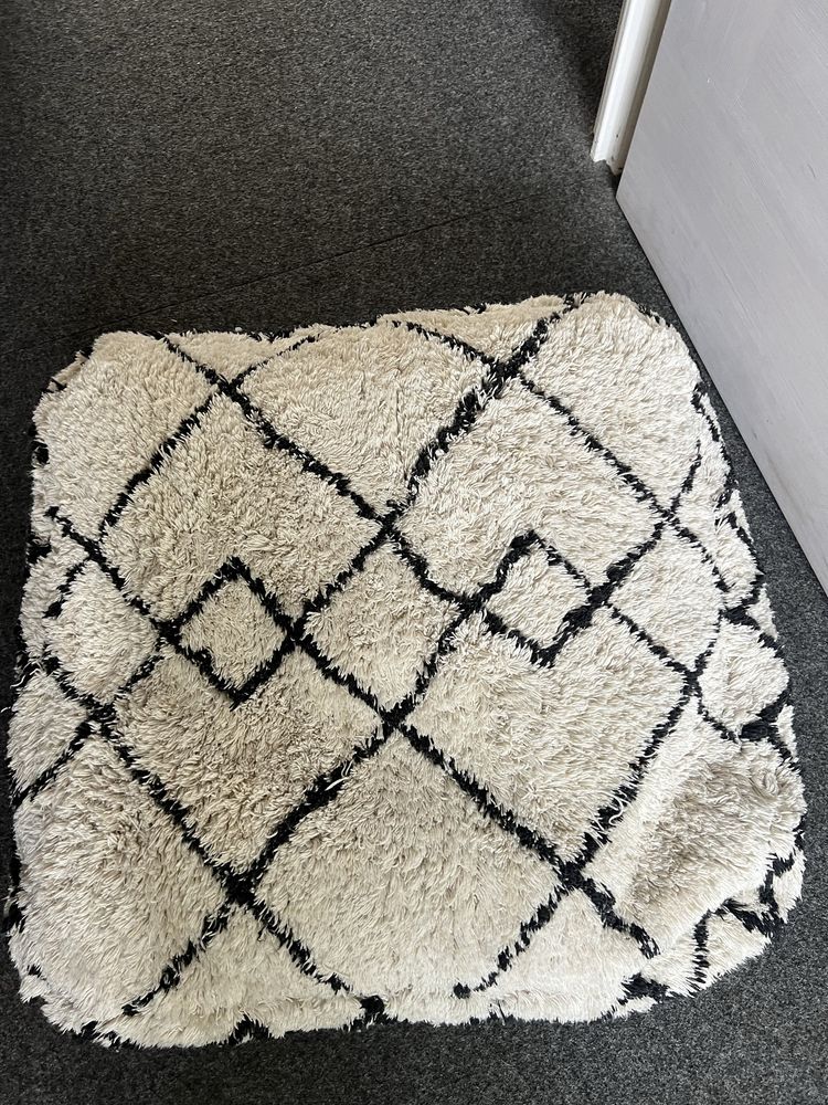 Duza poduszka siedzisko w stylu boho