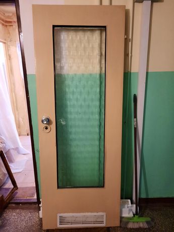 Drzwi wewnętrzne o wymiarze 70 cm prawe do łazienki