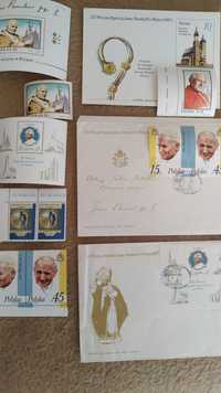 Kolekcja znaczków pocztowych z Janem Pawłem II