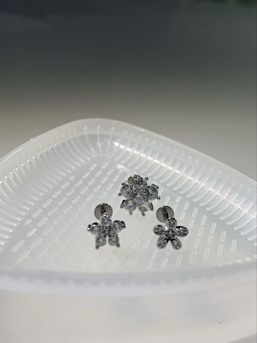 Титановий сріблястий пірсинг лабрет в хрящ пірсинг в ухо