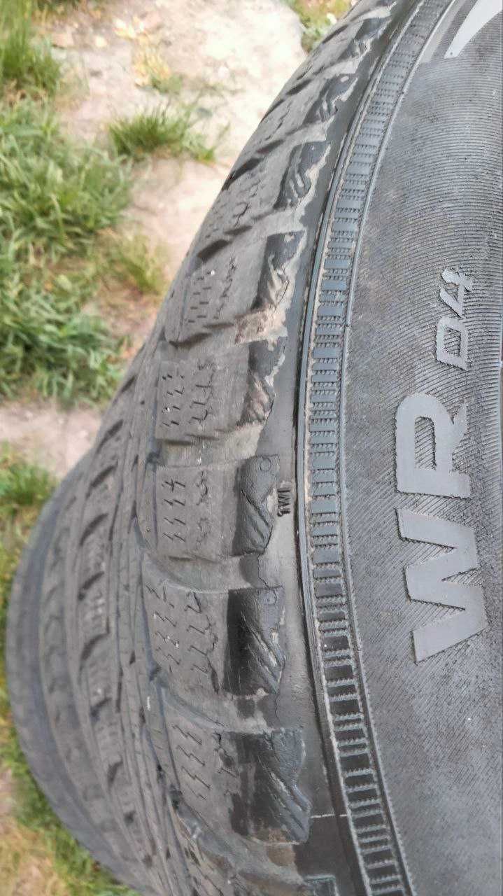 Продам гуму Nokian 205/60 R16 зима (Вживана)
