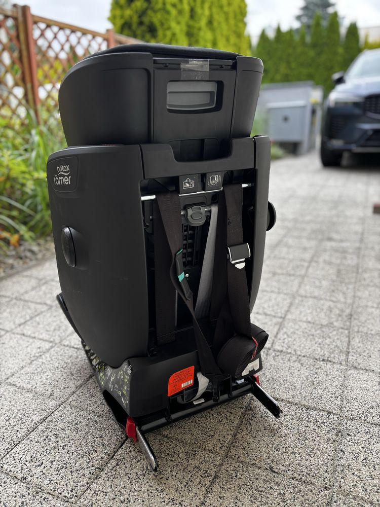 Britax Advantafix IV 9-36kg premium line