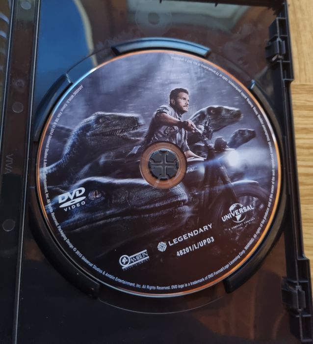 Jurrassic  world  1 dvd