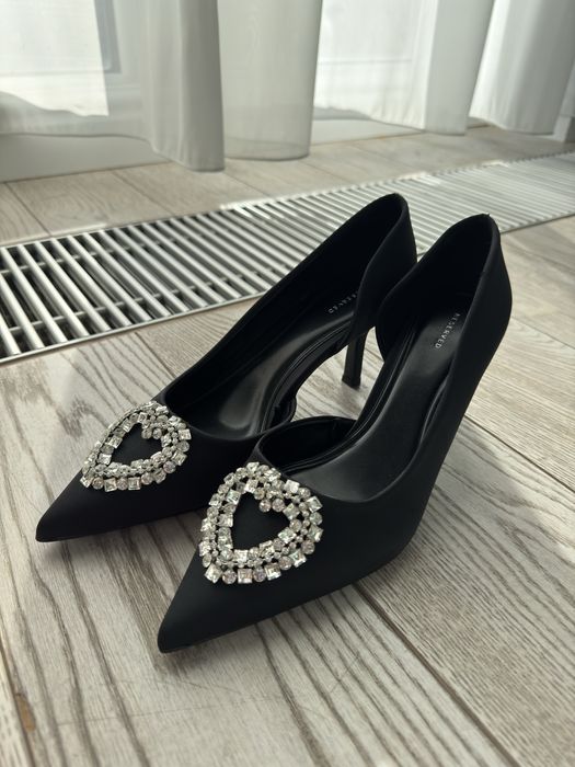 Стильні туфлі Reserved (40)