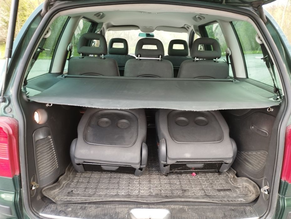 Volkswagen Sharan 1.8T 6 biegów 7 osób 150 KM