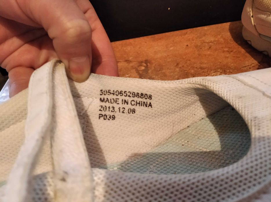 Кросовки женские подростковые