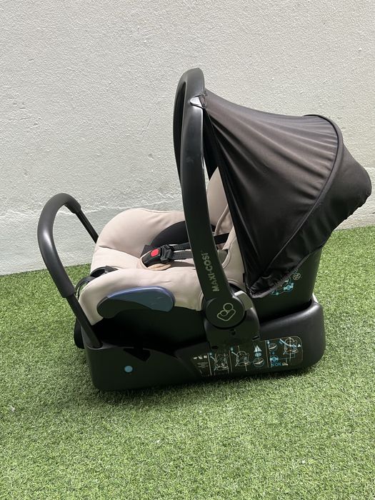Babycoque Maxi-Cosi, com base para carro