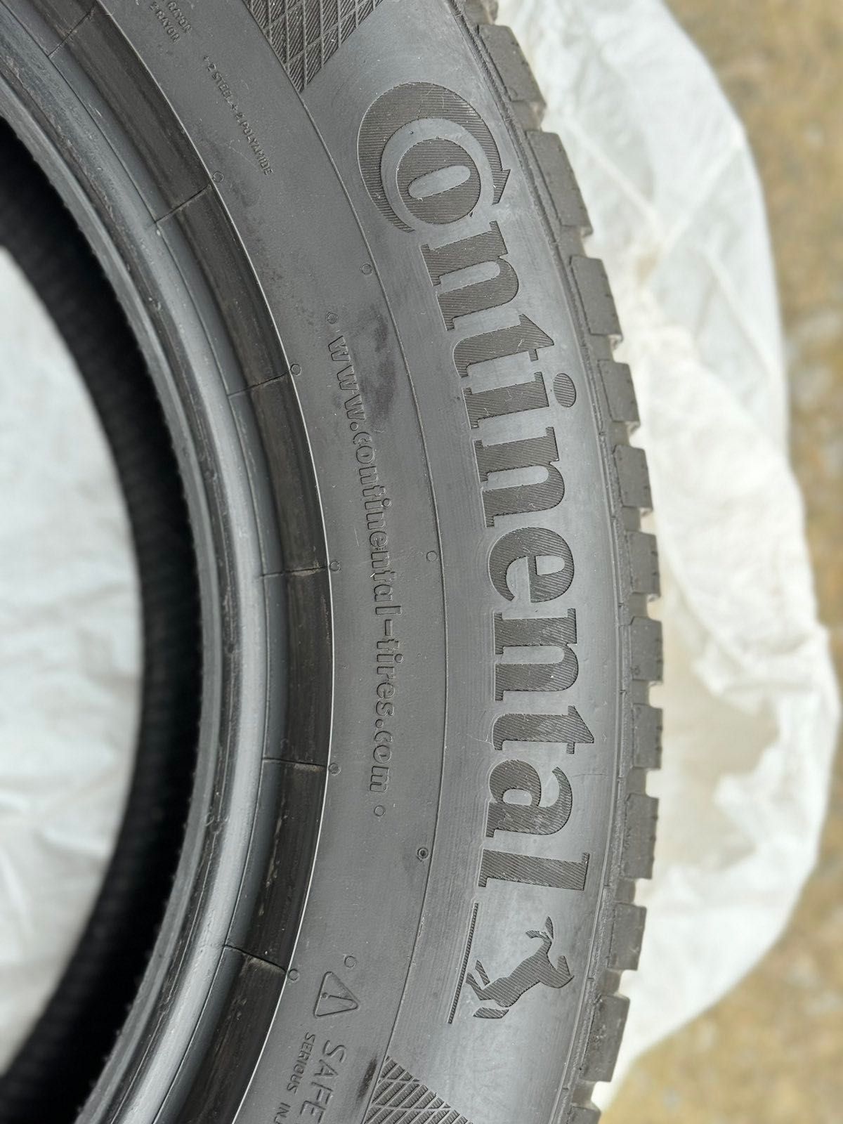 Продам зимову гуму Continental 255/55R19