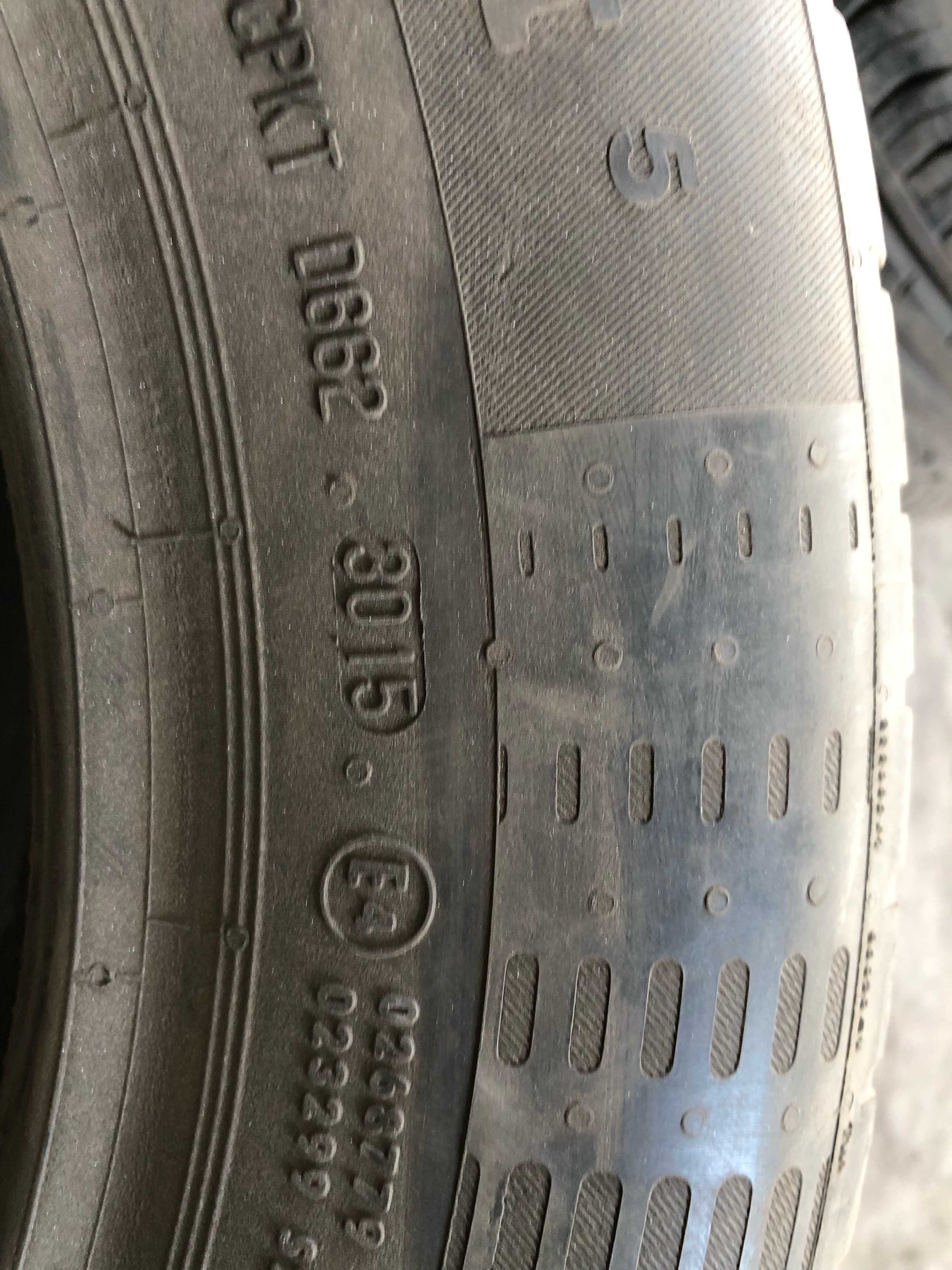 215/60R17 Dwie używane opony letnie Continetal